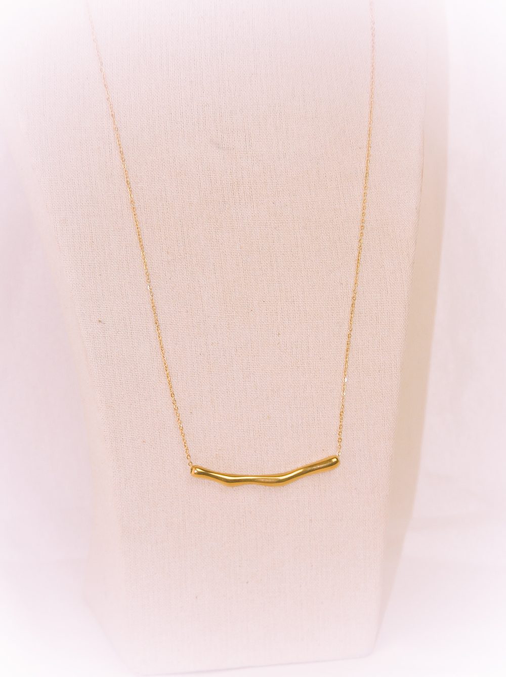 Long coral and gold necklace